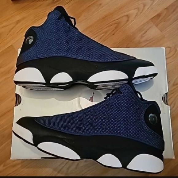 Navy Blue and Black Jordan Sneakers - Picture 5 of 8